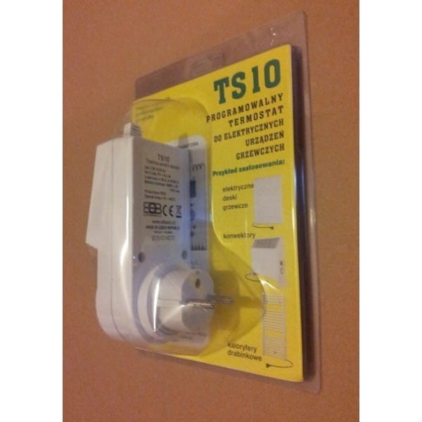 Termostat gniazdkowy TS10